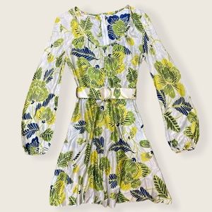 1970s floral mini dress w matching belt